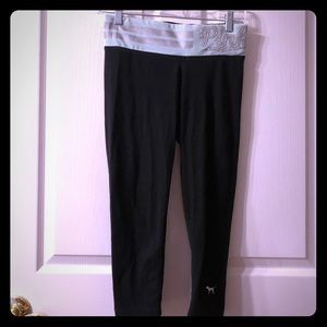 Victoria’s Secret crop leggings